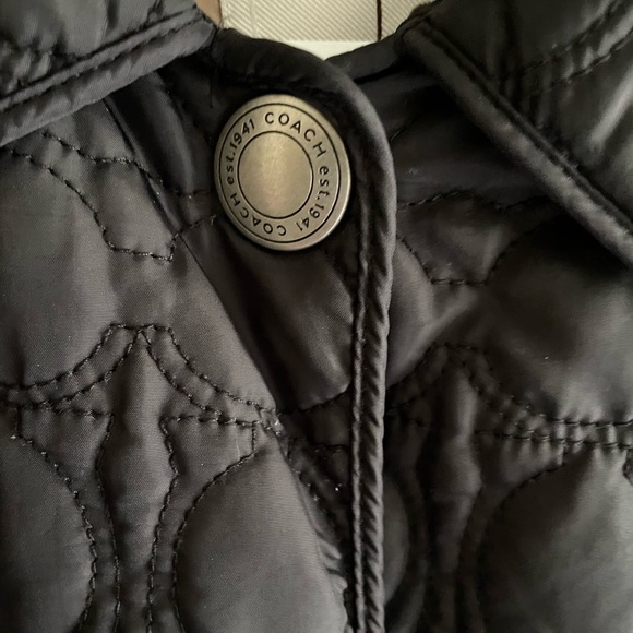 COACH Women’s Quilted Signature Logo Jacket Size L - Picture 3 of 9